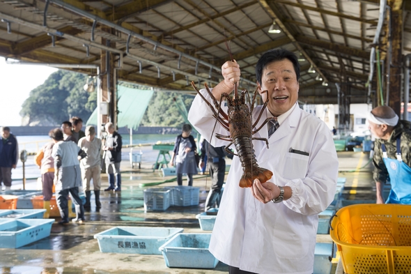 【期間限定】三重県の旬の海のチーズ《岩牡蠣》と《伊勢海老》の旬彩会席プラン